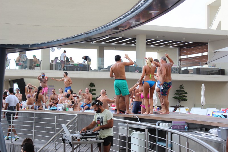 Sunday Pool Party at Whitelace